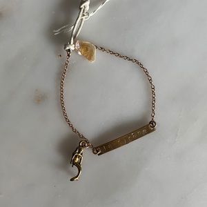 2/$50 💎🆕🧜‍♀️ Vintage brass bracelet, mermaid charm, pearl shell, leather rope